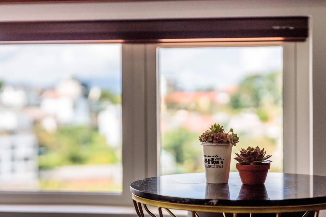 Hill Top Hotel Dalat Exterior photo